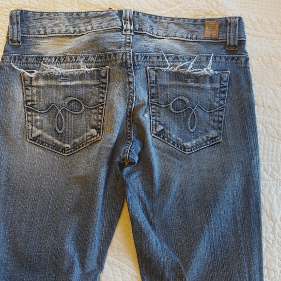 Guess Jeans - Picture 4 of 4